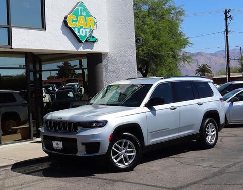 2023 Jeep Grand Cherokee L Laredo