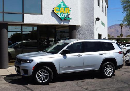2023 Jeep Grand Cherokee L Laredo