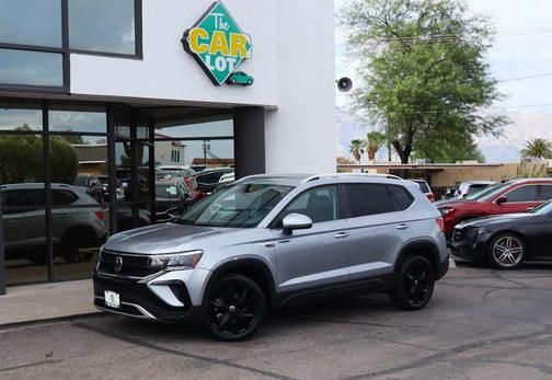 2022 Volkswagen Taos 1.5T SE