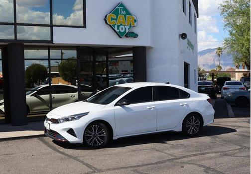2022 Kia Forte GT-Line