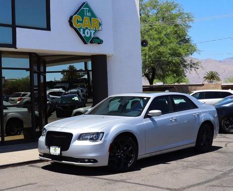 2022 Chrysler 300 S