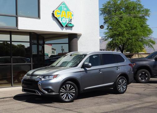Mercury Gray Metallic 2020 Mitsubishi Outlander SEL