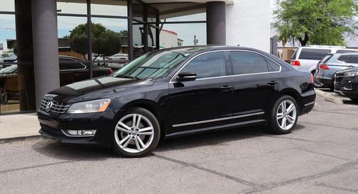 Black 2015 Volkswagen Passat 2.0L TDI DSG SEL Premium