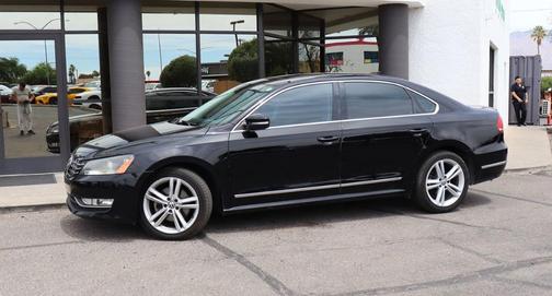 Black 2015 Volkswagen Passat 2.0L TDI DSG SEL Premium