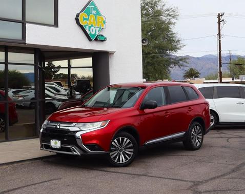 2020 Mitsubishi Outlander ES