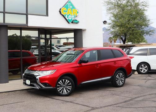 2020 Mitsubishi Outlander ES