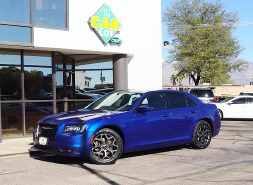 2018 Chrysler 300 S