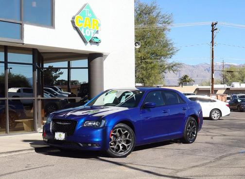 2018 Chrysler 300 S