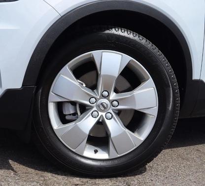 2022 Volvo XC40 T4 Momentum