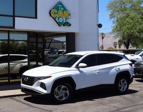 2023 Hyundai TUCSON SE