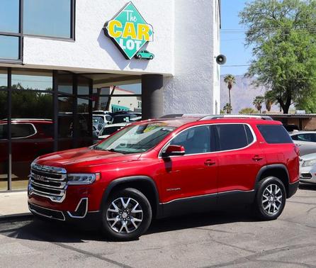 2023 GMC Acadia SLT