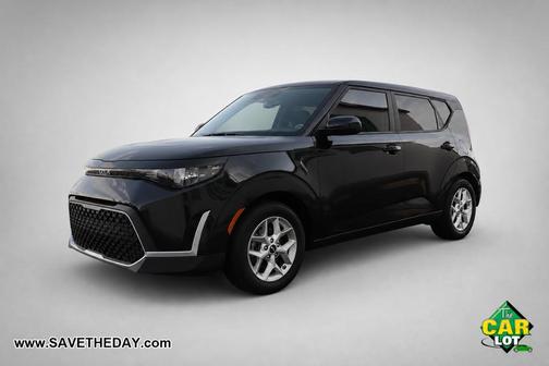 Fusion Orange 2023 Kia Soul S