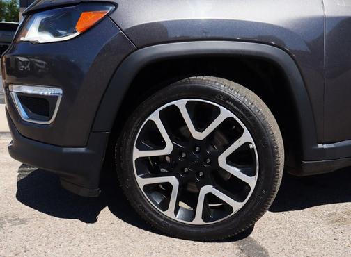 Granite Crystal Clearcoat Metallic 2018 Jeep Compass Limited