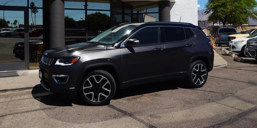 Granite Crystal Clearcoat Metallic 2018 Jeep Compass Limited
