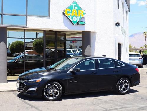 Mosaic Black Metallic 2022 Chevrolet Malibu LT