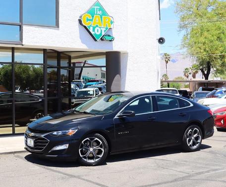 Mosaic Black Metallic 2022 Chevrolet Malibu LT