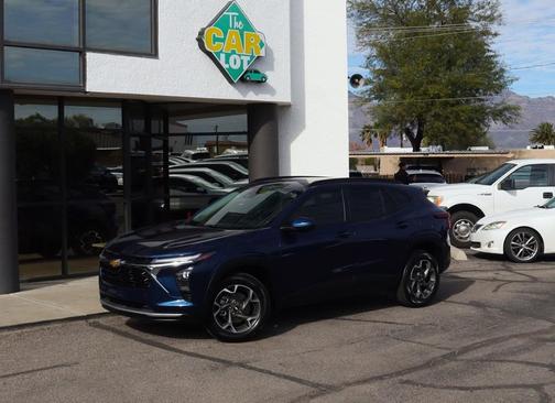 2024 Chevrolet Trax LT