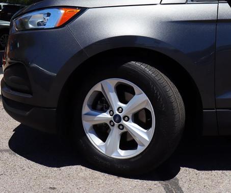 Magnetic Metallic 2020 Ford Edge SE