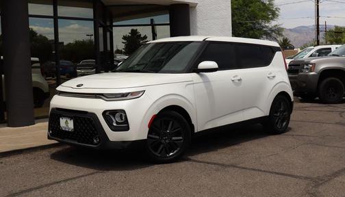 Snow White Pearl 2020 Kia Soul EX