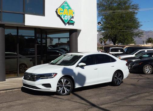 2022 Volkswagen Passat 2.0T SE