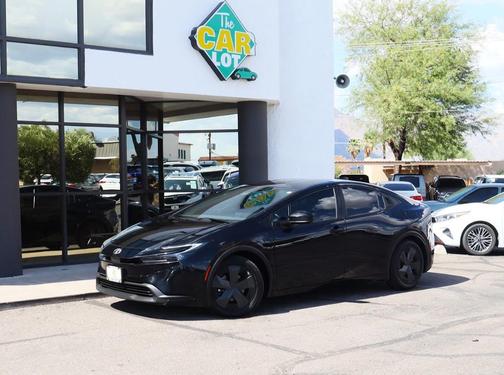 2023 Toyota Prius LE