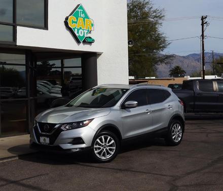 2022 Nissan Rogue Sport SV