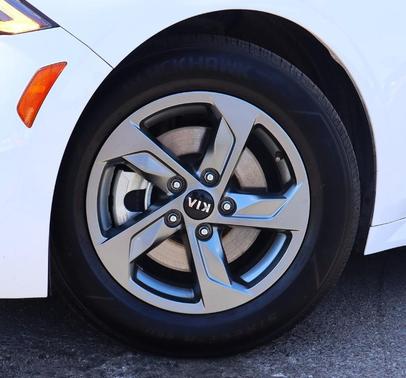 2021 Kia K5 LXS