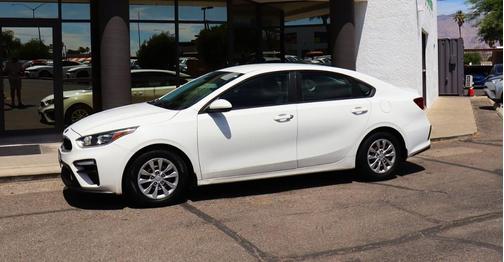 Clear White 2020 Kia Forte FE