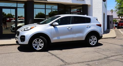 Sparkling Silver 2019 Kia Sportage LX