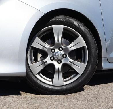 2017 Toyota Sienna SE Premium