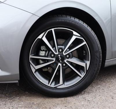 Steel Gray 2022 Kia Forte LXS