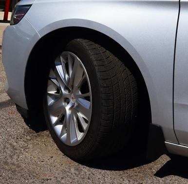 Silver Ice Metallic 2019 Chevrolet Impala 1LS