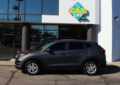 2020 Hyundai TUCSON SE