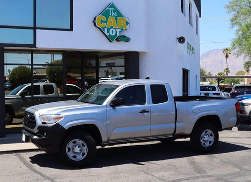 2018 Toyota Tacoma SR