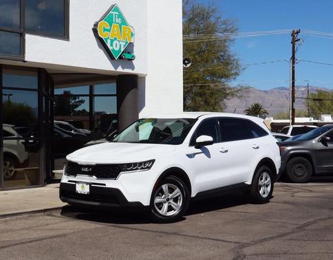 2023 Kia Sorento LX