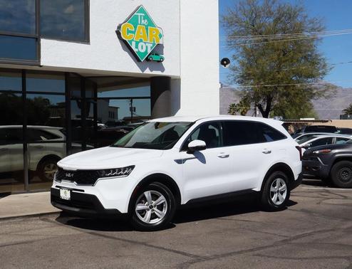 2023 Kia Sorento LX