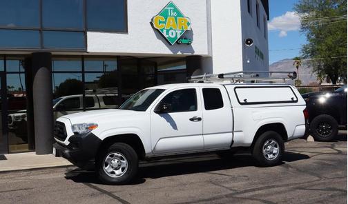 2022 Toyota Tacoma SR