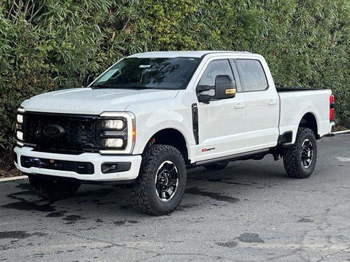 2025 Ford F-350 Lariat