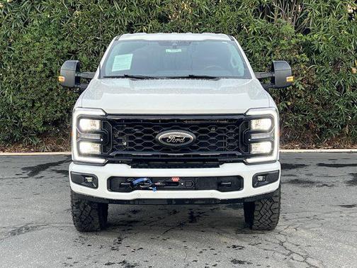 2025 Ford F-350 Lariat