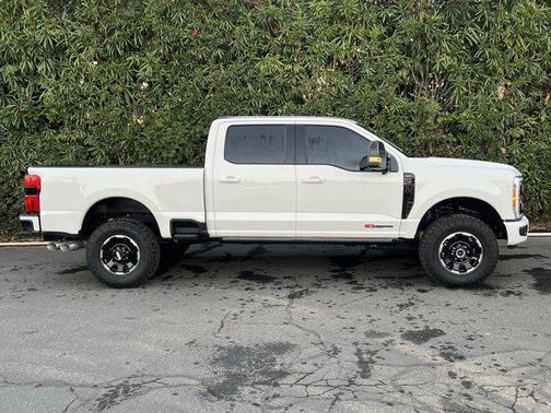 2025 Ford F-350 Lariat