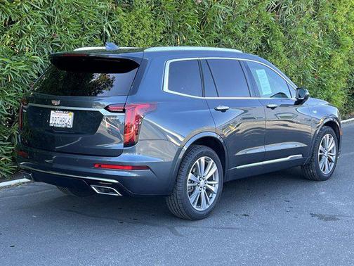 2020 Cadillac XT6 Premium Luxury FWD