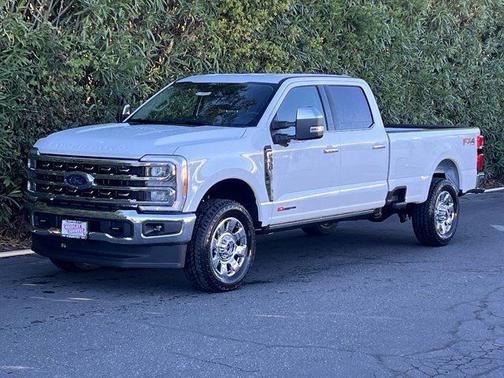 2026 Ford F-350 Lariat