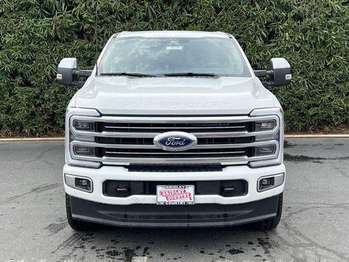 2025 Ford F-250 Platinum