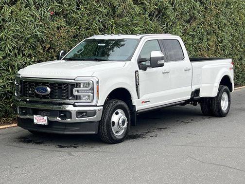 2025 Ford F-350 Lariat