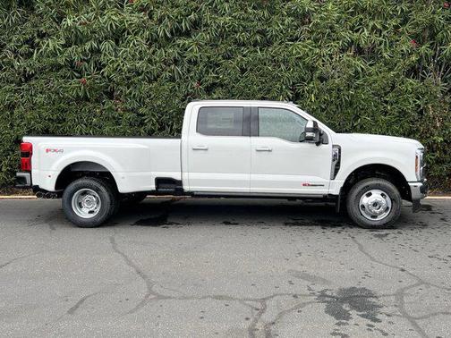 2025 Ford F-350 Lariat