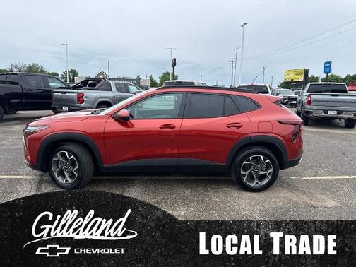 Cayenne Orange Metallic 2024 Chevrolet Trax LT