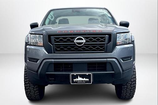 2023 Nissan Frontier S