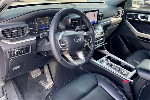 STONE BLUE METALLIC 2023 Ford Explorer XLT