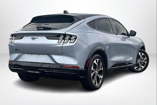 2022 Ford Mustang Mach-E Premium