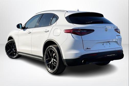 2019 Alfa Romeo Stelvio Base